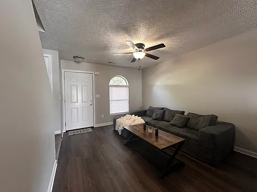 Floor plan 2bd/1.5ba