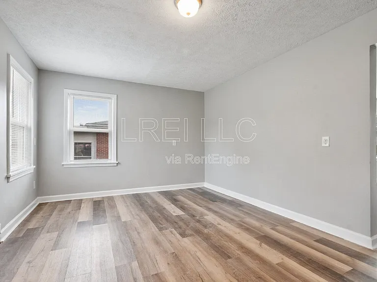 7729 Bluebonnet Rd — Photo 3
