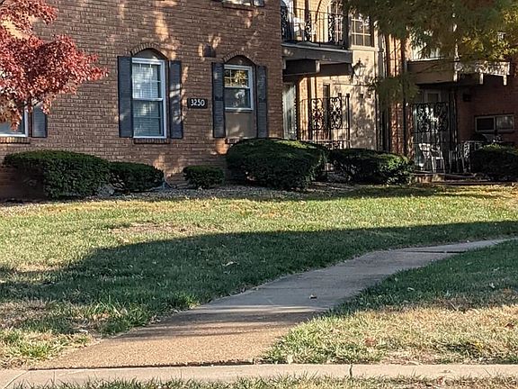 2nd image of 3250 Carefree Ln APT G