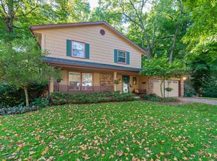 5811 Riverside Dr, Greendale, WI 53129