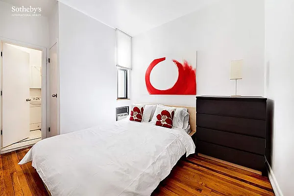 Rented by Sotheby's International Realty | media 15