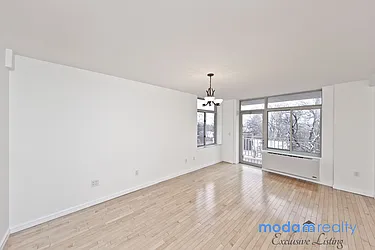 Rented by Moda Realty