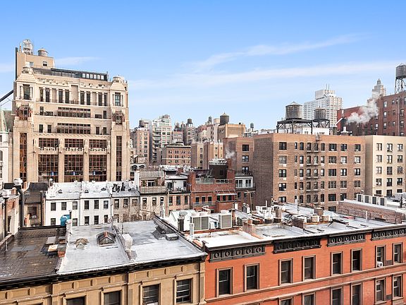 3rd image of 140 W 69th St APT 75C
