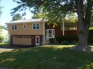2225 Glenwood Rd, Vestal, NY 13850