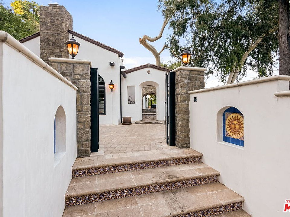 2570 Nichols Canyon Rd, Los Angeles, CA 90046 MLS 23319855 Zillow