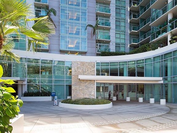 2nd image of 13700 Marina Pointe Dr Unit 1027