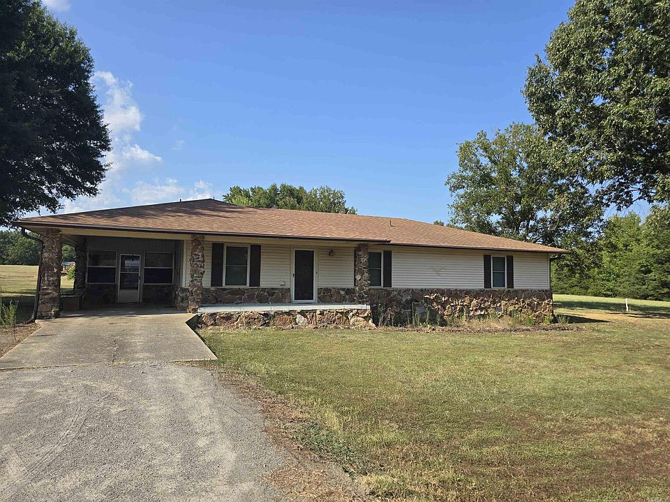 1st image of 428 Swinging Bridge Rd