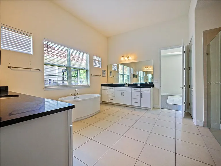 15704 Marina Bay Dr — Photo 33