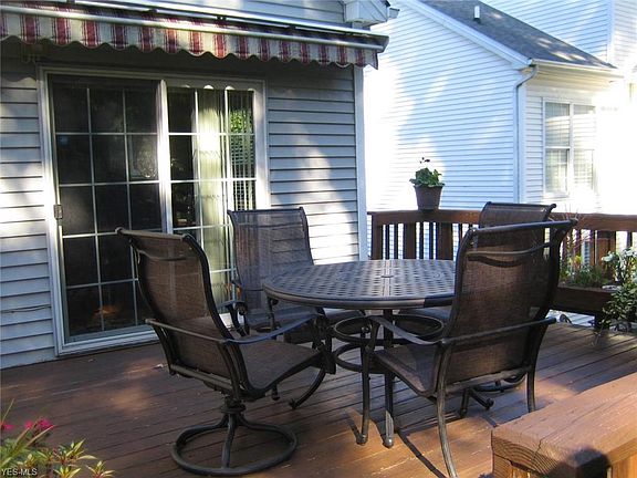 4th image of 8673 Parkside Dr