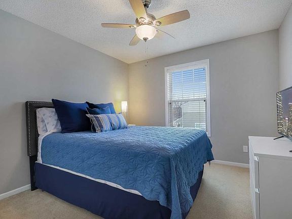 3rd image of 9534 Scott Cir N