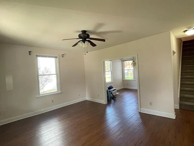 127 Edgehill Ave #5 — Photo 4
