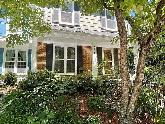 2nd image of 314 Crescendo Way