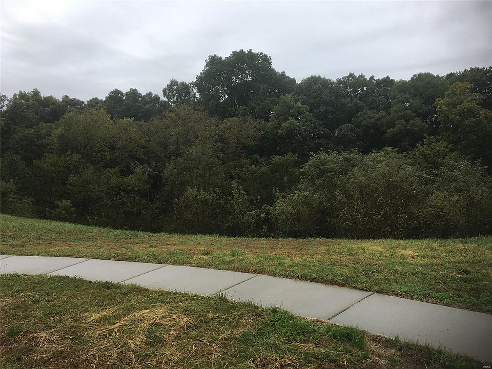 1st image of 122 Peachleaf Ct