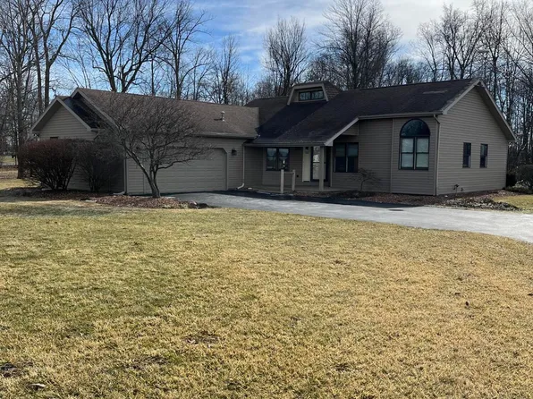 11406 Ada Rd, Ada, OH 45810