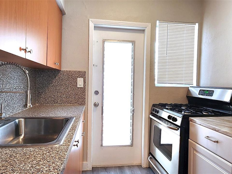 1st image of 934 Meridian Ave APT 8
