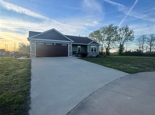 1209 Boone Ct, Farmington, MO