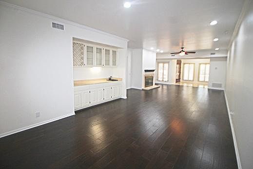 3rd image of 8000 Donore Pl APT 45