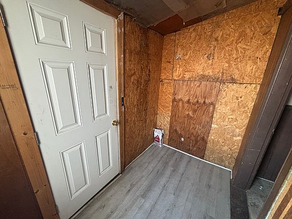 3rd image of 1135 Chestnut St Floor 1