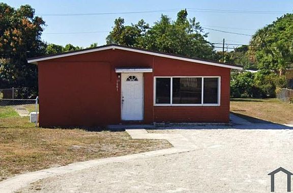 3rd image of 1601 NW 15th Ave