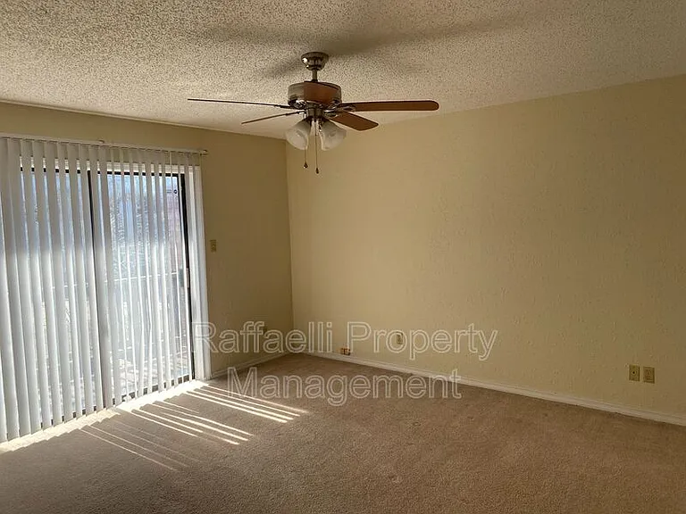 3616 Skyline Blvd #3616 — Photo 6