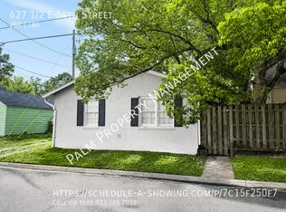627 1/2 E 54th St, Savannah, GA 31405