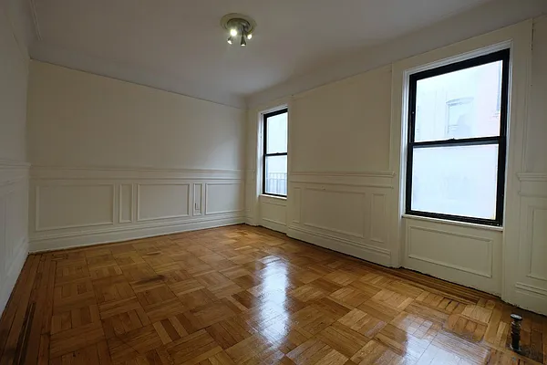 Rented by Keller Williams NYC | media 28