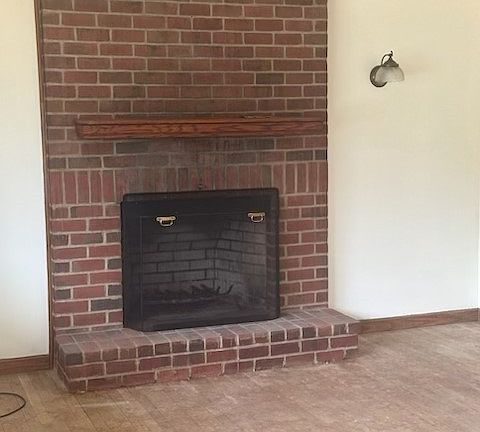 3rd image of 2078 Cranbrook Dr