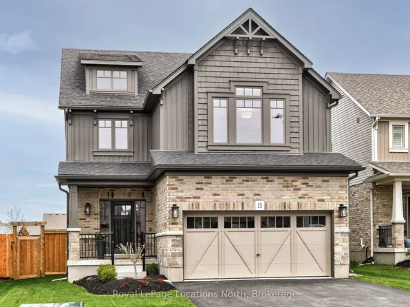 13 Bassett St, Collingwood, ON L9Y 3B7