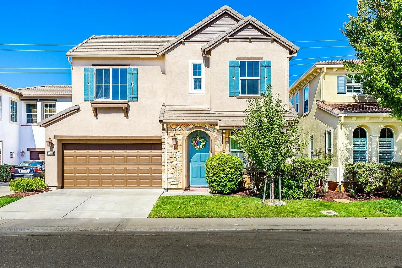 3931 Aristotle Cir photo 1
