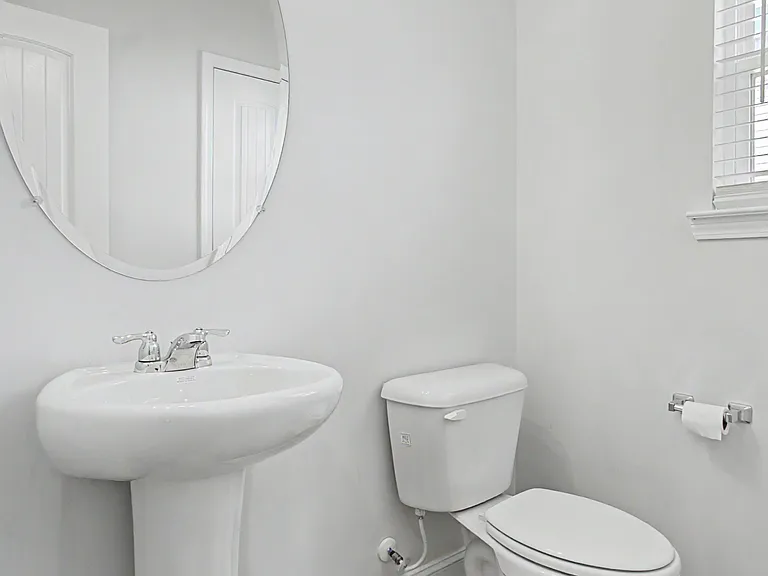 1257 Grayson Ave — Photo 9