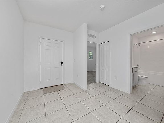 5th image of 557 Pawnee Ct #557