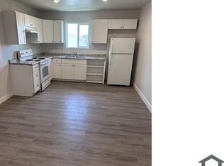 218 Doolittle Dr #B, Roseville, CA 95747