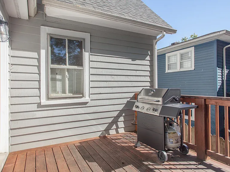 1312 Poplar St — Photo 55
