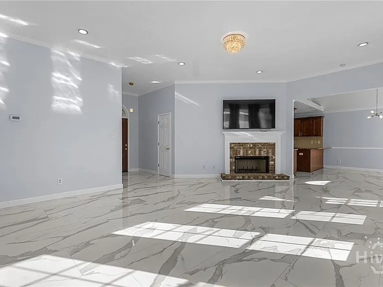 124 Hopeland Dr — Photo 6