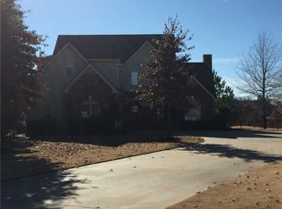 2510 S Greens Way, Rogers, AR 72758