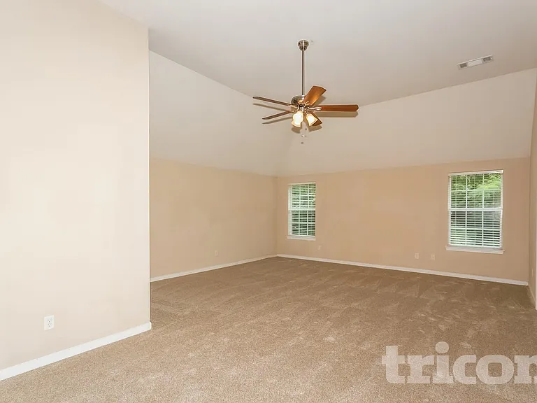 6193 Hemperly Rd — Photo 10