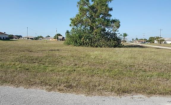 3rd image of 506 NE 3rd Pl
