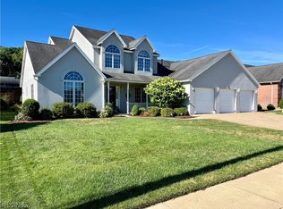 1417 Boulevard Dr, Belpre, OH 45714