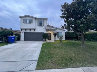 2020 Golden Way, Dinuba, CA 93618