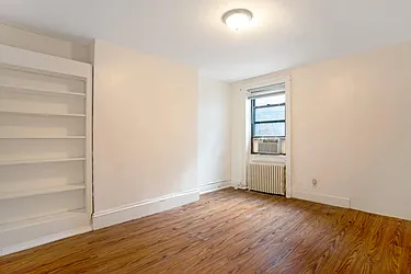 Rented by Moises Farhart, LREB