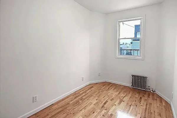 Rented by Coda Real Estate NYC | media 4