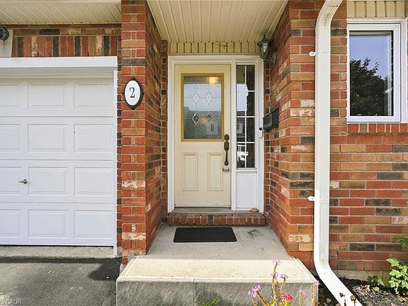 2nd image of 222 Fellowes Cres #2