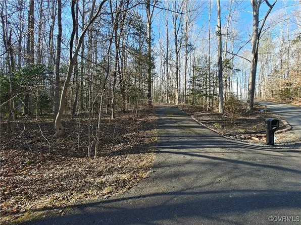 2400 Tribble Ln #3, Goochland, VA 23063