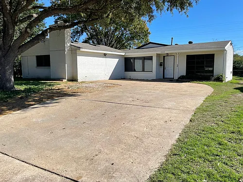 3563 South Dr Photo 1