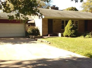 409 Dixmoor St, Joliet, IL 60435