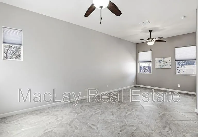1142 E Bajor St — Photo 27