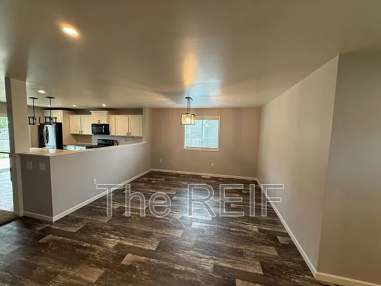 4477 Soya Ave — Photo 3