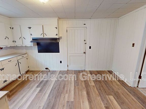 5th image of 309 B St