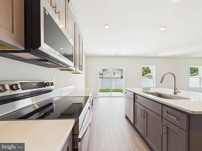 362 Baker Dr — Photo 16