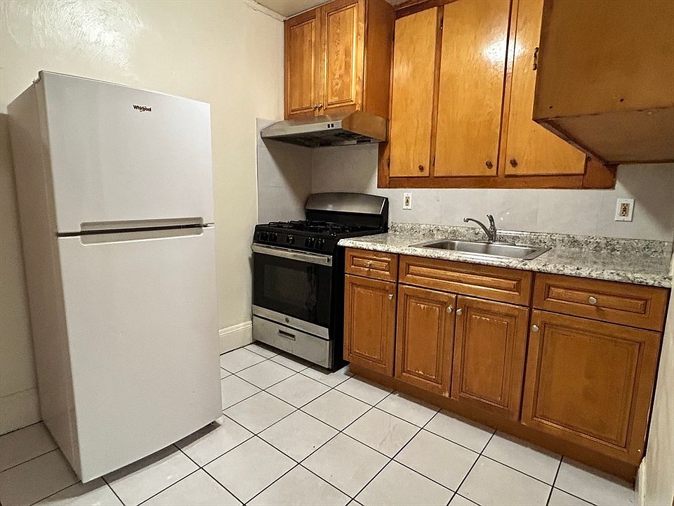 1st image of 83 Farrington St APT 1